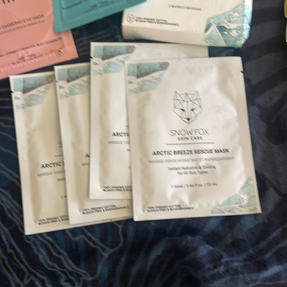 Snow fox 4 arctic breeze masks. 6 Youth Haus lip masks 2 other Youth Haus masks - Picture 2 of 5